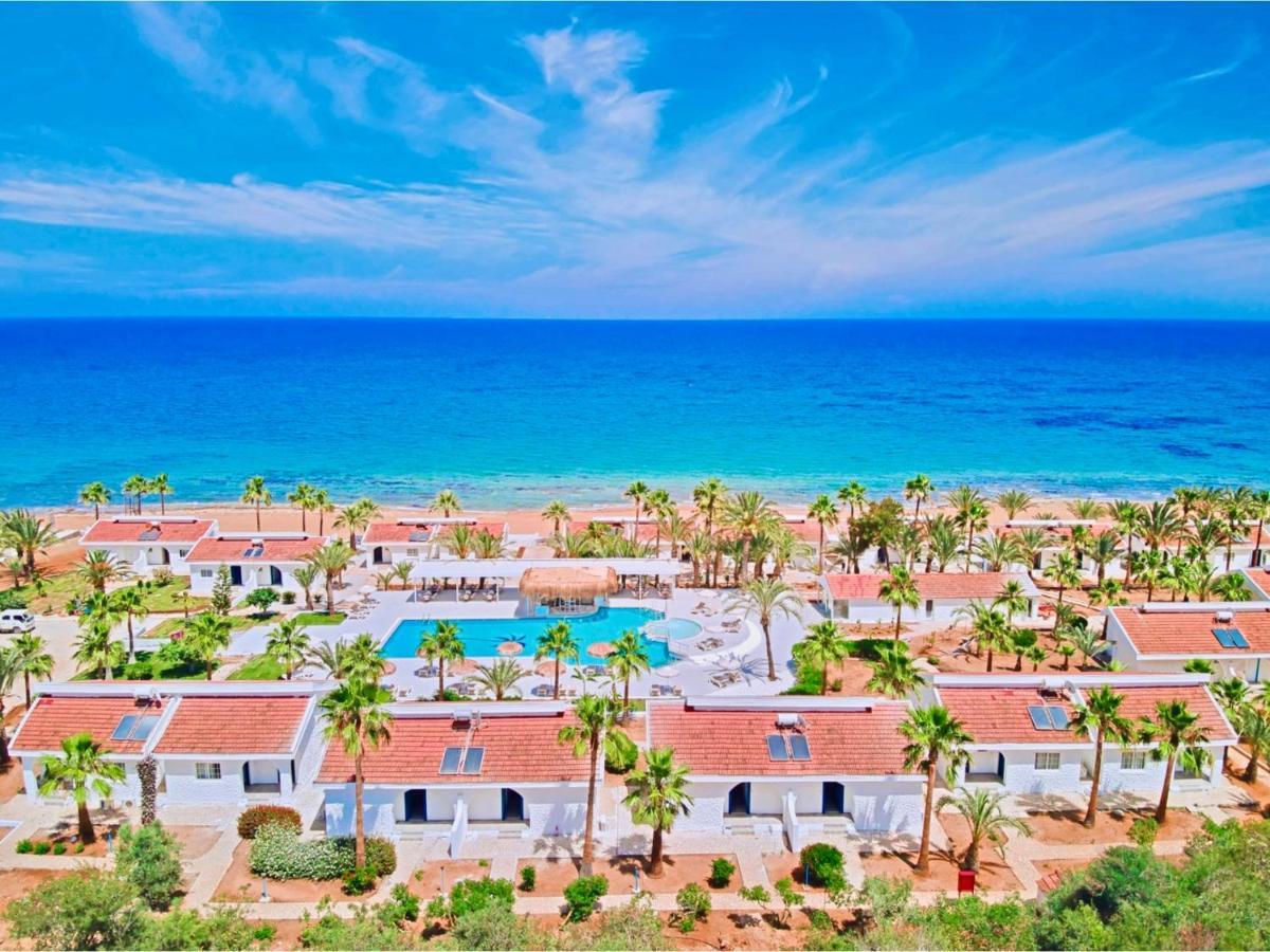 Long Beach Villas Famagusta  Exterior foto